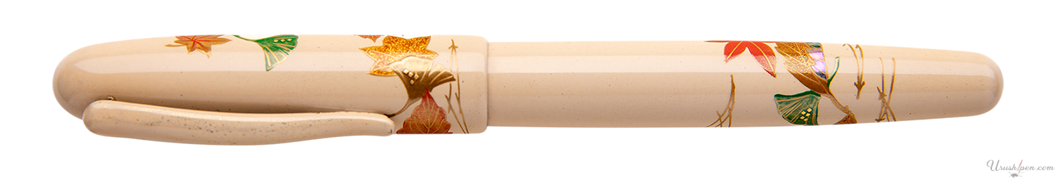 Danitrio Autumn Maple and Gingko Leaves on White Maki-E on Hanryo Fountain Pen